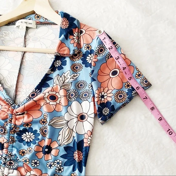 NWOT 70’s Hippie Floral Print Ruched Drawstring Crop Top - Picture 6 of 8